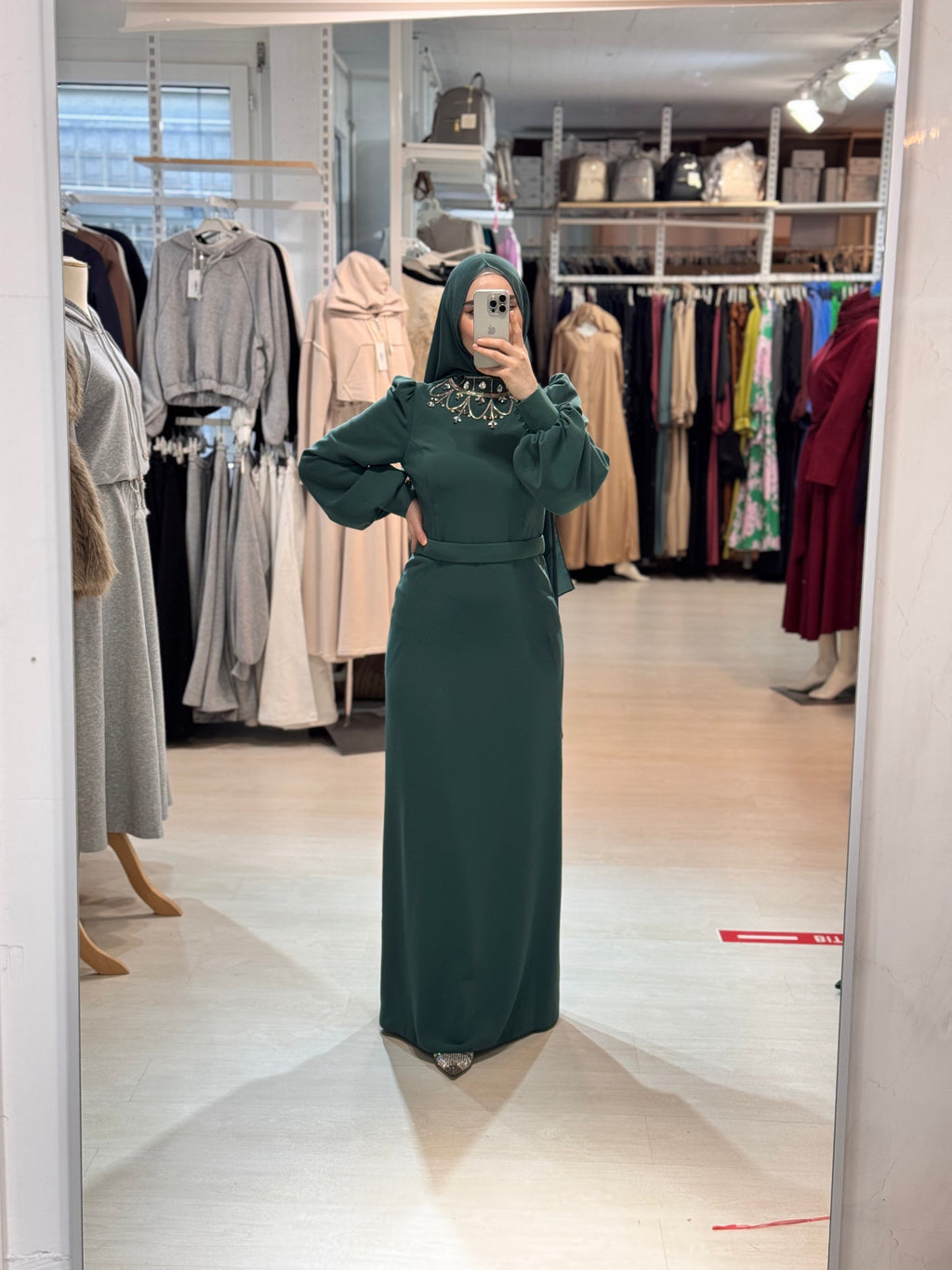 Robe de Soirée Élégante 144cm