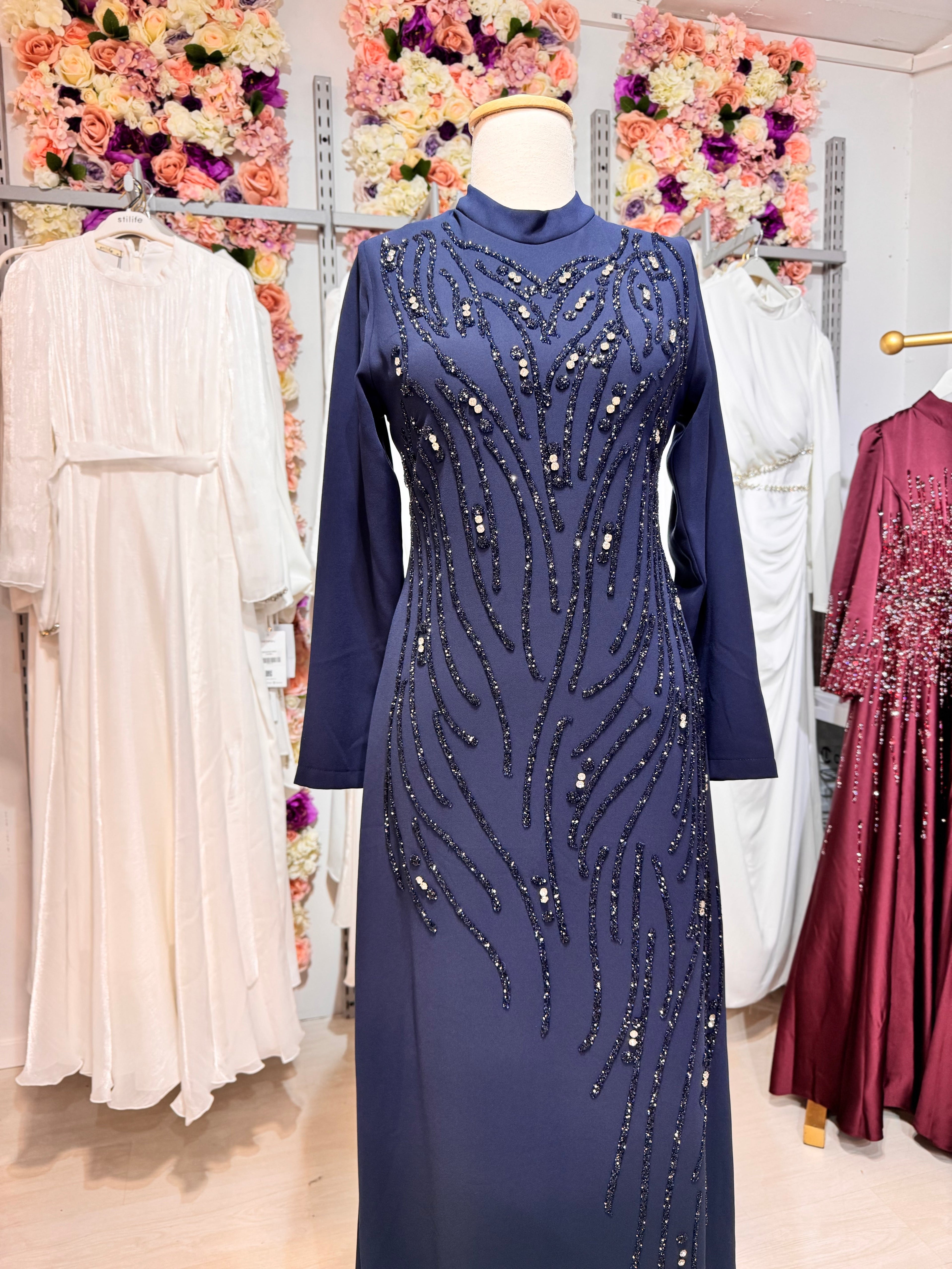 Robe de Soirée Grandes Tailles avec Pierres - Crêpe 153cm