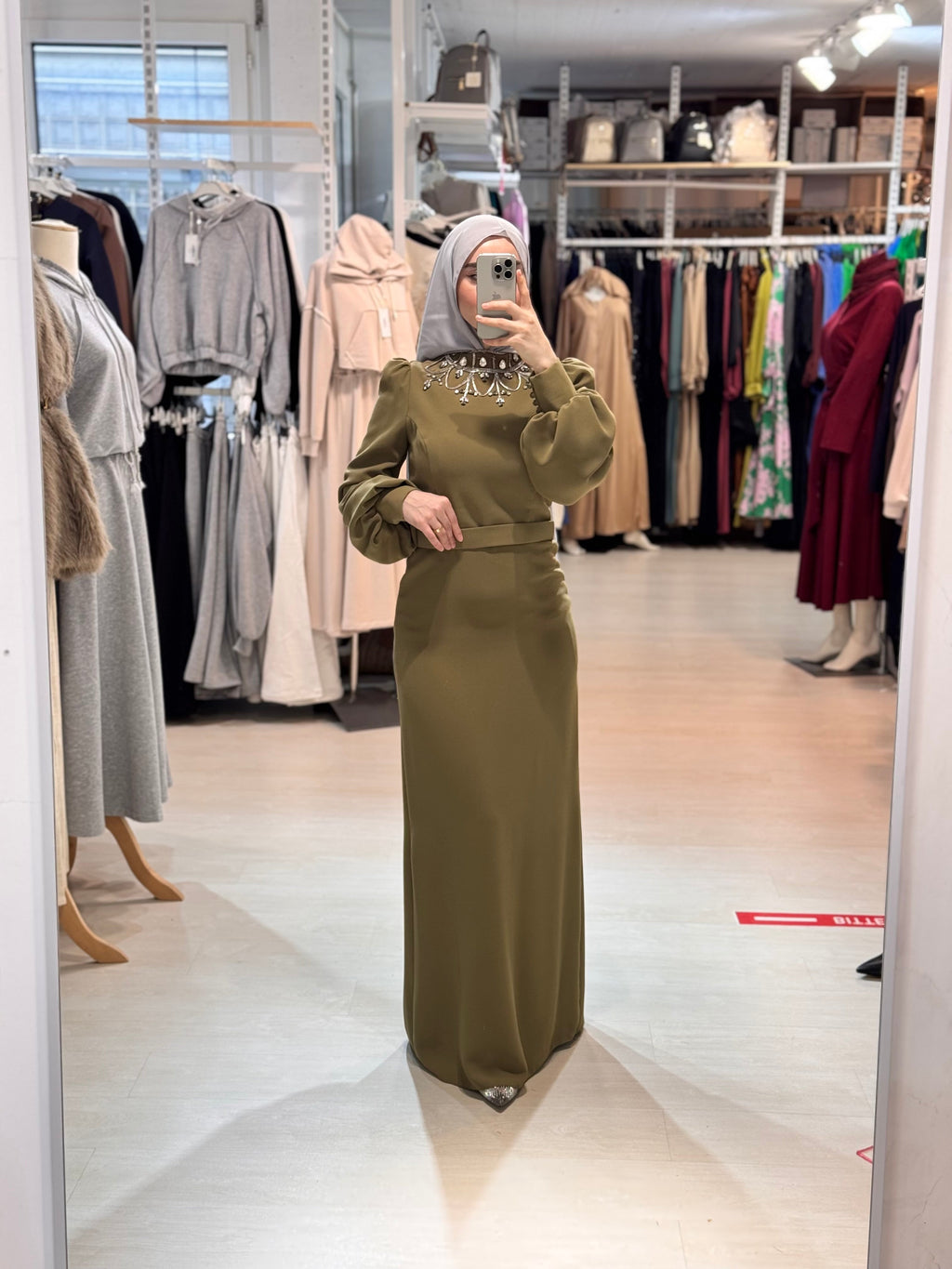 Robe de Soirée Élégante 144cm