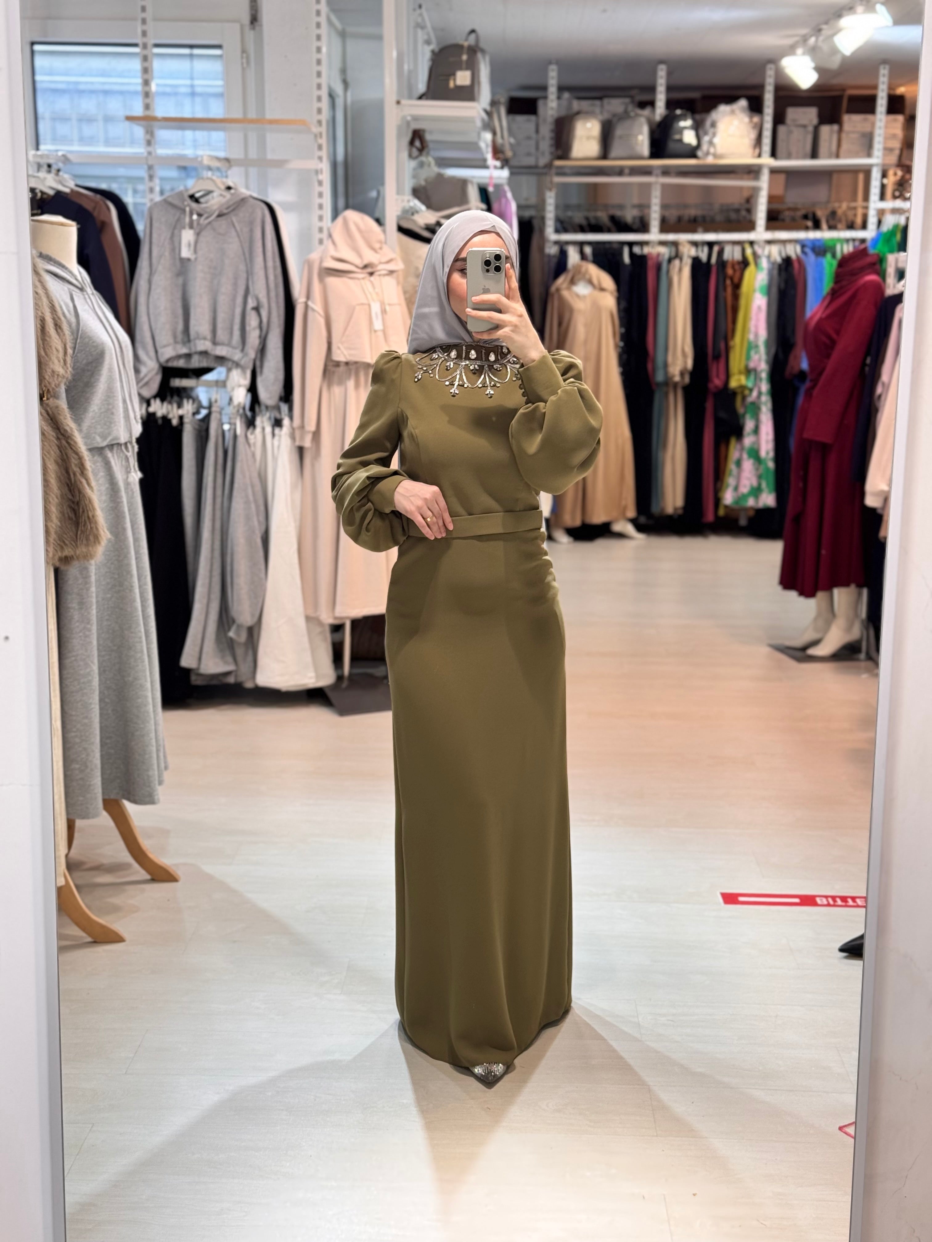 Robe de Soirée Élégante 144cm