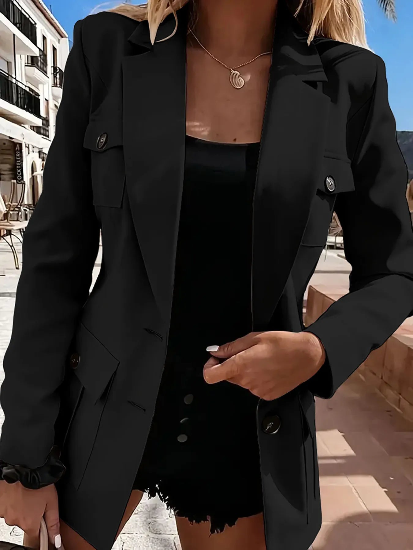 Blazer femme col revers manches longues - détail double boutonnage raffiné et finitions premium qualité
