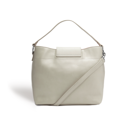 "Détail intérieur sac hobo taupe avec poches"