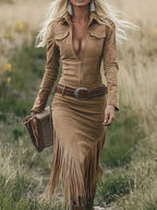 ✨ Robe manches longues zip frontal à franges BLACK-COAT - vue de face montrant le zip frontal moderne, les franges élégantes qui créent du mouvement et la longueur flatteuse de cette robe bohème-chic 💫
