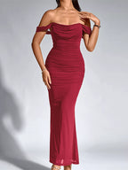 🌟 Robe sirène épaules dénudées BLACK-COAT - gros plan détaillé sur le décolleté off-shoulder sophistiqué, les fronces (ruching) stratégiquement placées et la qualité du tissu polyester-élasthanne qui assure un tombé impeccable ✨
