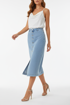 Jupe en jean midi à boutons en mouvement montrant la fente latérale pratique, les boutons décoratifs et le style denim intemporel élégant - BLACK-COAT