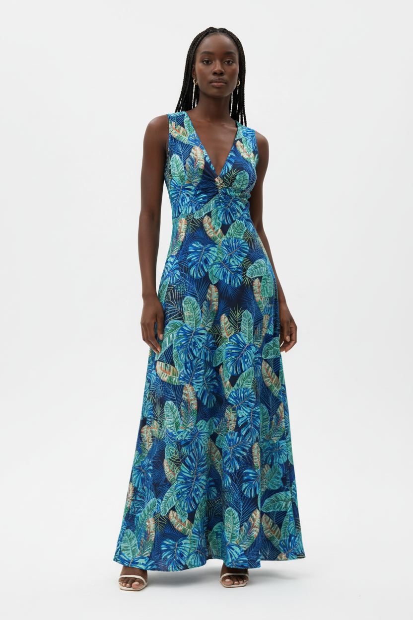 Robe d’été imprimé tropical Black-Coat - vue pleine longueur angle bas montrant la silhouette complète et le tombé élégant 